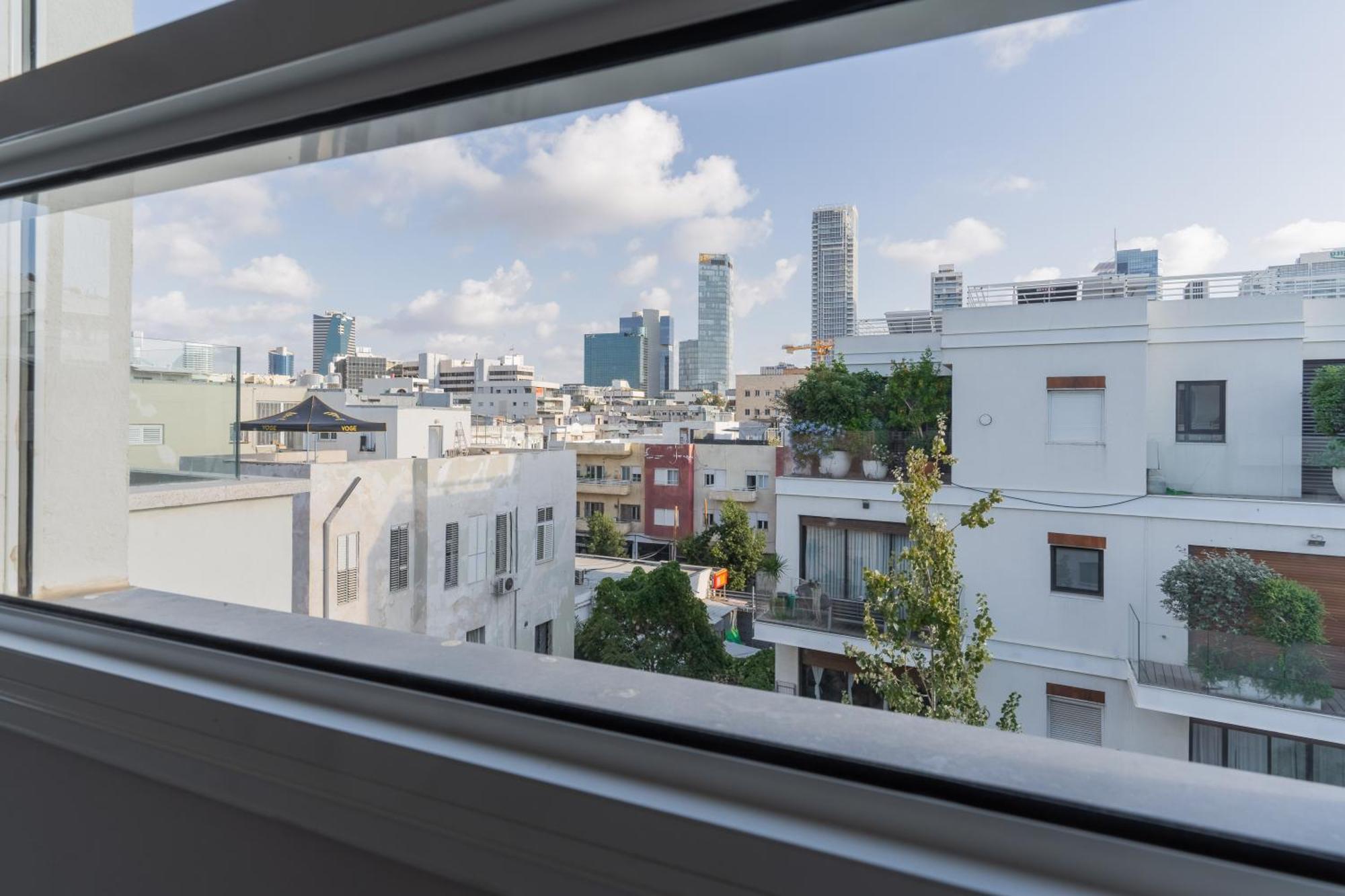Blueground Nahalat Bynamin View Apartment Tel Aviv